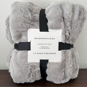 Hudson's Bay Luxe Faux Fur Throw - Grey